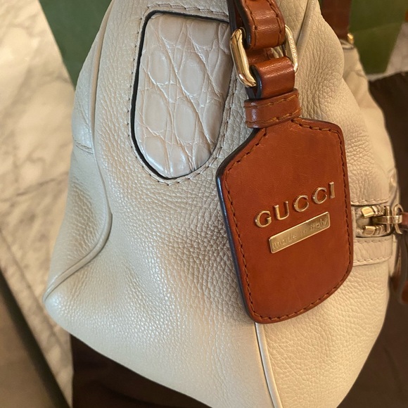 Authentic Gucci Madison Hobo w/ Crocodile Web Cream Leather Brown Top Handles - Picture 4 of 16